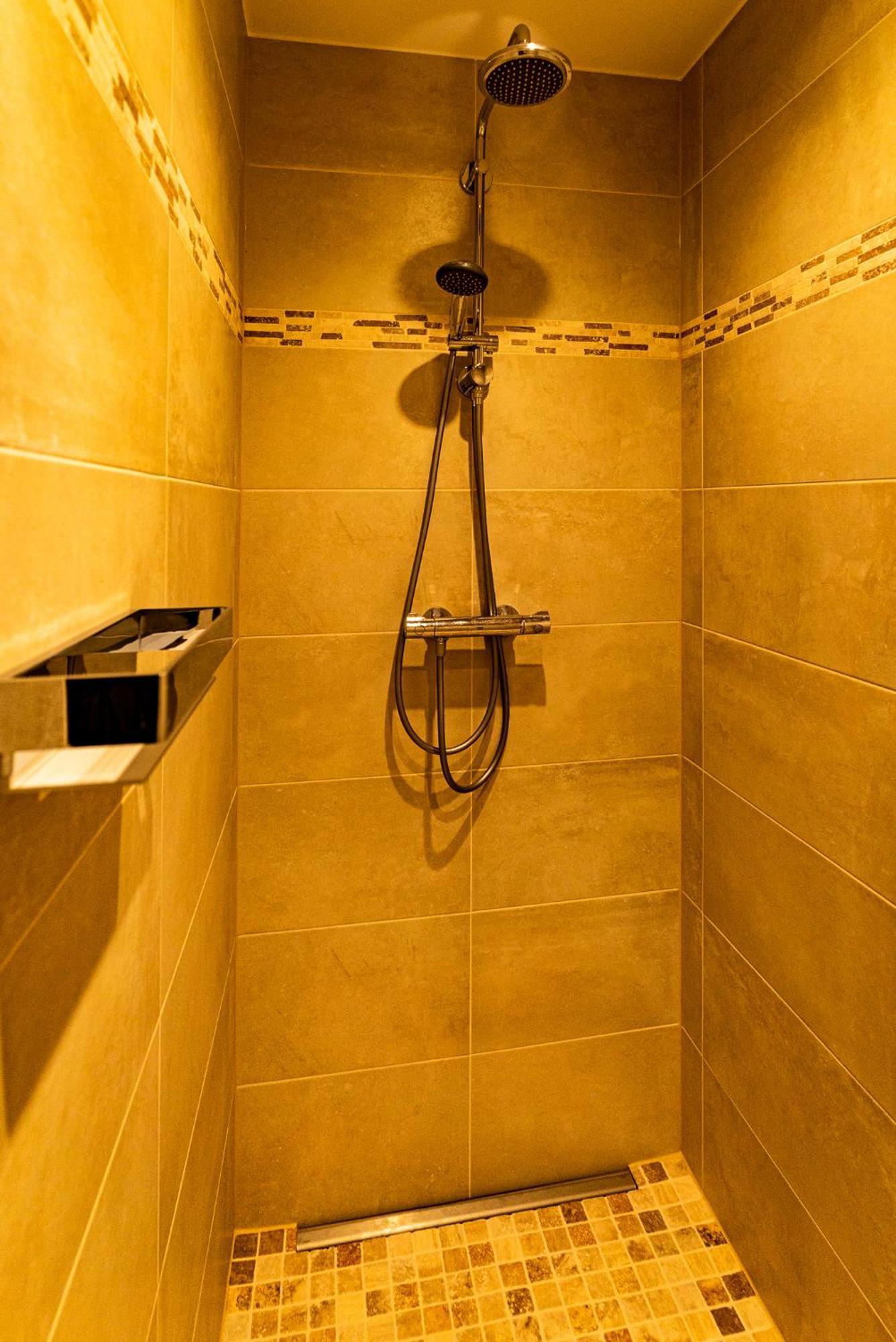 Luxusferienhaus Fuchsbau - Mit Netflix, Playstation, Sauna, Sportraum Und Kamin Zirchow Cameră foto